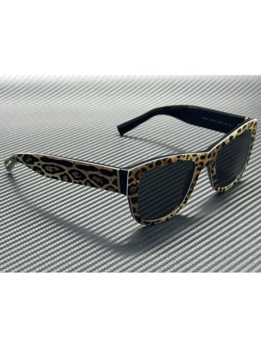 New Dolce & Gabbana Women Black Leo Sunglasses 52-20-140